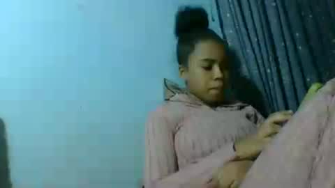 Snapshot of vanille6006 chatting on June 14, 2026, 5:37 pm vanille6006 online show from June 14, 2026, 5:37 pm