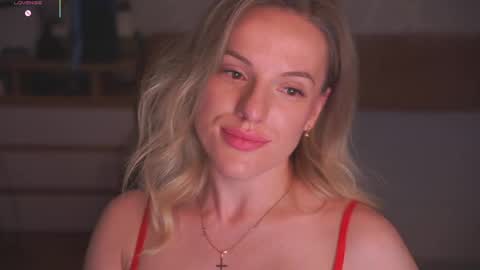 Sophie online show from May 22, 2026, 9:31 pm