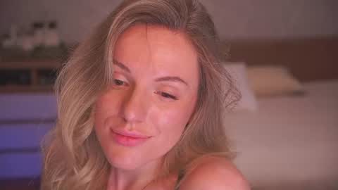 Sophie online show from June 30, 2026, 11:06 pm