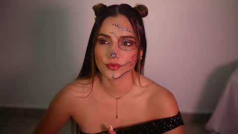 Snapshot of vaniluu9 chatting on October 7, 2025, 10:51 pm Vanilu online show from October 7, 2025, 10:51 pm