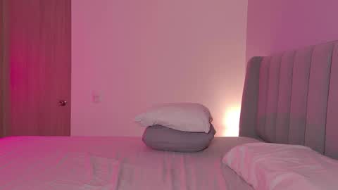 Snapshot of vanlet chatting on May 13, 2026, 1:47 am Elizabeth online show from May 13, 2026, 1:47 am