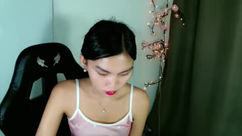 Snapshot of vannesasexyslutt chatting on April 6, 2026, 3:26 am VANNESA online show from April 6, 2026, 3:26 am