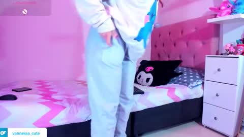 Vanesa online show from February 5, 2026, 2:05 am