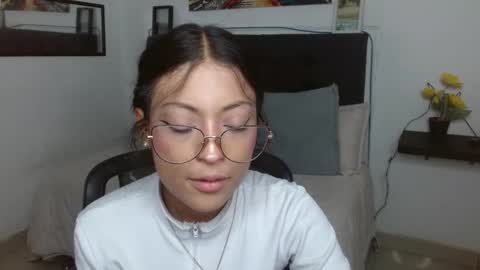 vane online show from November 14, 2025, 8:18 pm