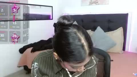 Snapshot of vannesweet_ chatting on June 13, 2026, 8:40 pm vane online show from June 13, 2026, 8:40 pm