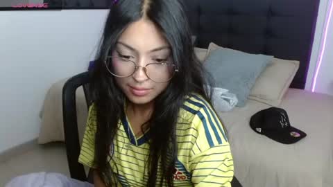Snapshot of vannesweet_ chatting on June 27, 2026, 9:09 pm vane online show from June 27, 2026, 9:09 pm