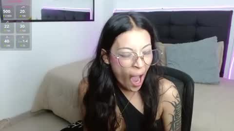 Snapshot of vannesweet_ chatting on July 13, 2026, 9:06 pm vane online show from July 13, 2026, 9:06 pm