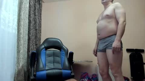 vano_822 online show from April 28, 2026, 6:57 pm