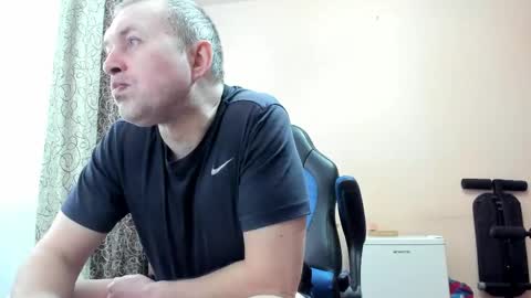 vano_822 online show from April 30, 2026, 5:36 am