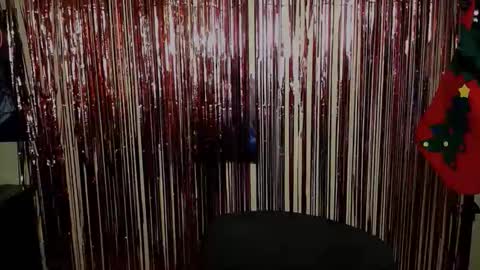 Vanessa online show from December 14, 2025, 8:20 am