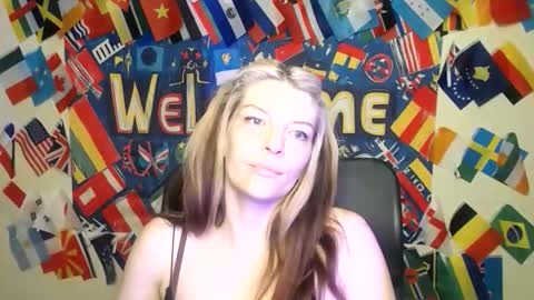 Vanessa online show from June 10, 2026, 6:56 am