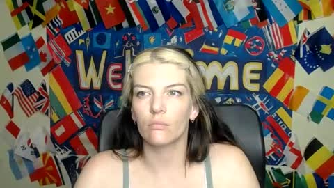 Vanessa online show from June 22, 2026, 7:38 am