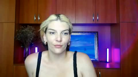 Vanessa online show from July 7, 2026, 7:09 am