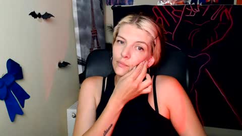 Vanessa online show from July 20, 2026, 10:39 am