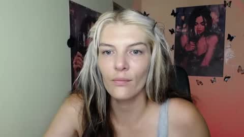 Vanessa online show from July 28, 2026, 7:15 am