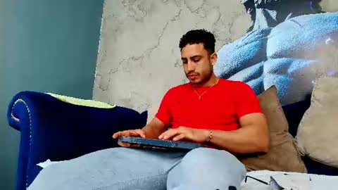 Snapshot of vans_ross chatting on June 8, 2026, 1:55 pm Vans Ross online show from June 8, 2026, 1:55 pm