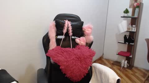 vanyxxxx online show from April 30, 2026, 1:23 am