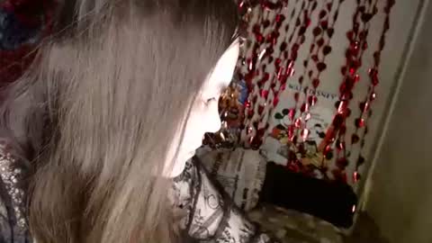 Snapshot of var_kiss chatting on March 23, 2026, 3:05 pm Var Kiss online show from March 23, 2026, 3:05 pm