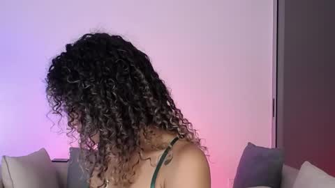 varenka_ivanova22 online show from May 10, 2026, 4:39 am