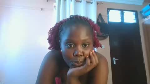 VarlKay online show from February 8, 2026, 9:56 am