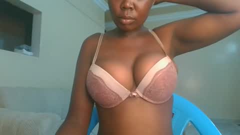 VarlKay online show from March 11, 2026, 6:47 pm