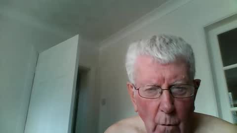 vassus online show from February 25, 2025, 1:28 pm