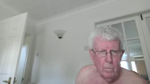 vassus online show from June 5, 2026, 5:29 pm