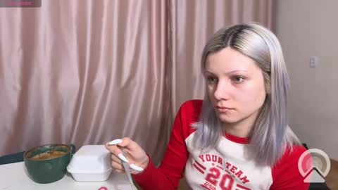 Snapshot of vasya_sylvia chatting on March 5, 2025, 5:07 am Vasya Sylvia online show from March 5, 2025, 5:07 am