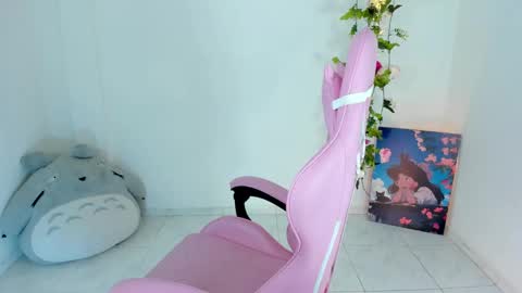 Snapshot of vaura222 chatting on December 8, 2024, 12:18 am vaura222 online show from December 8, 2024, 12:18 am