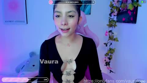 Snapshot of vaura222 chatting on February 22, 2025, 2:28 am vaura222 online show from February 22, 2025, 2:28 am