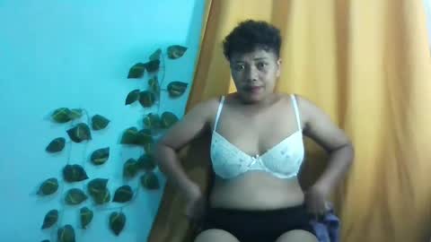 Vayannah online show from May 31, 2026, 12:12 pm