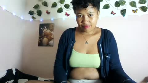 Vayannah online show from June 12, 2026, 7:51 am