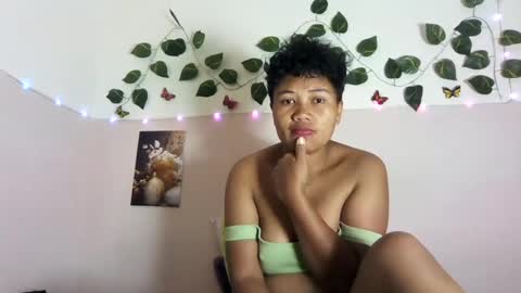 Vayannah online show from June 20, 2026, 8:50 am