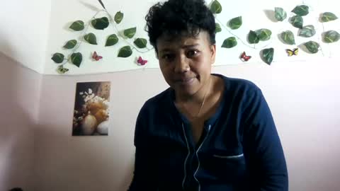 Vayannah online show from June 29, 2026, 4:41 am