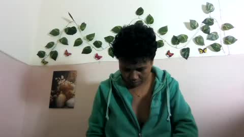 Vayannah online show from July 2, 2026, 3:34 am