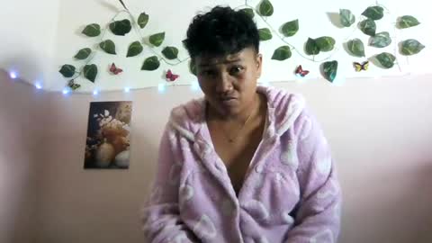 Vayannah online show from July 10, 2026, 2:08 pm