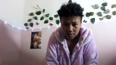Vayannah online show from July 23, 2026, 6:11 am