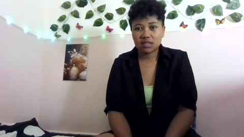 Vayannah online show from July 27, 2026, 7:26 am