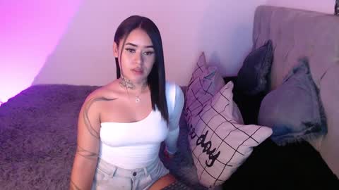 Vayolett Bass online show from December 4, 2024, 2:53 am