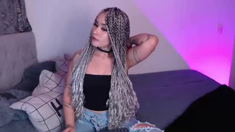 Vayolett Bass online show from February 25, 2025, 2:25 am