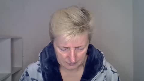 vea_motty online show from November 28, 2025, 8:28 am