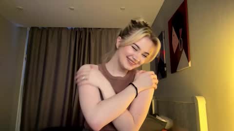 Monika online show from March 6, 2026, 1:18 pm