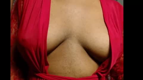 Snapshot of vee62 chatting on June 13, 2026, 2:53 am vee62 online show from June 13, 2026, 2:53 am