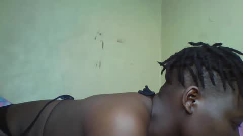 Vee tommy online show from December 6, 2024, 7:01 pm