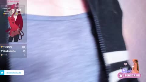 Vee Simons online show from March 8, 2025, 6:43 am