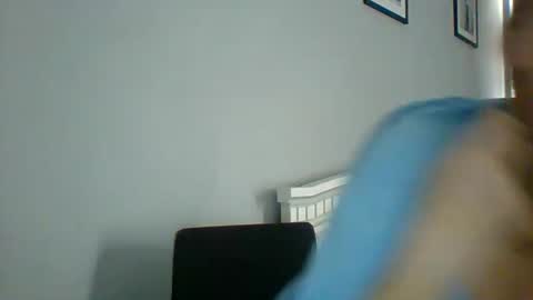 Veessa online show from April 23, 2026, 9:30 am