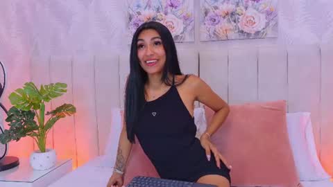 Snapshot of vega_sara chatting on July 7, 2026, 7:51 pm Mia brando online show from July 7, 2026, 7:51 pm