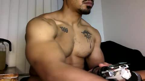 Vegas Love online show from October 25, 2025, 6:21 am