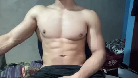 Snapshot of veilofstrength11 chatting on November 22, 2025, 10:25 am veilofstrength11 online show from November 22, 2025, 10:25 am