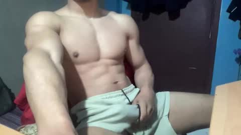 Snapshot of veilofstrength11 chatting on December 17, 2025, 4:07 am veilofstrength11 online show from December 17, 2025, 4:07 am